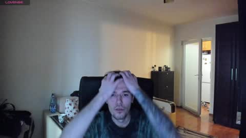 Snapshot of awesome_justin chatting on February 3, 11:31 am Justin online show from February 3, 11:31 am