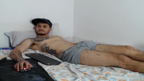 Snapshot of axel_ag chatting on February 25, 6:20 pm Axel online show from February 25, 6:20 pm