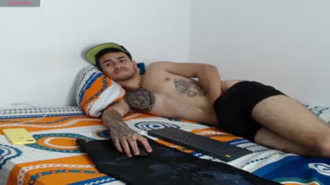 Snapshot of axel_ag chatting on February 6, 2:37 pm Axel online show from February 6, 2:37 pm
