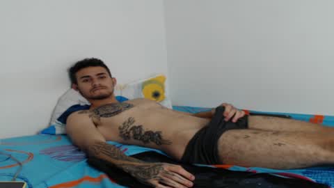 Snapshot of axel_ag chatting on January 7, 2:05 pm Axel online show from January 7, 2:05 pm