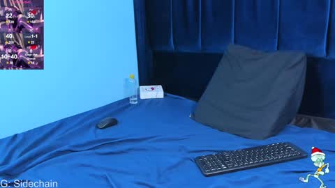 Axel cifer online show from December 16, 9:09 pm