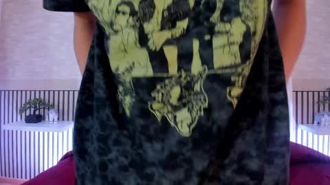 axel_draven online show from April 20, 12:30 pm