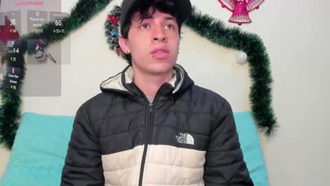Snapshot of axel_evanss chatting on December 23, 11:57 am Axel Evanss online show from December 23, 11:57 am