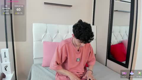 Snapshot of axel_evanss chatting on September 15, 5:25 pm Axel Evanss online show from September 15, 5:25 pm