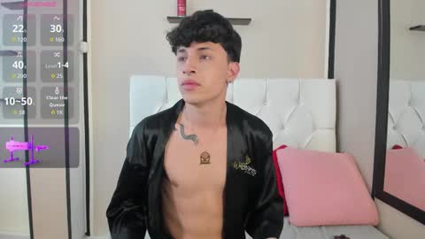 Snapshot of axel_evanss chatting on September 17, 5:36 pm Axel Evanss online show from September 17, 5:36 pm