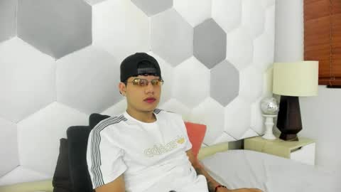 Axel Forte online show from January 8, 1:27 pm