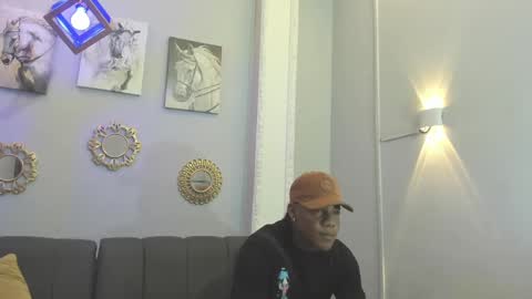 Snapshot of axel_silva3 chatting on March 5, 12:55 pm AXEL SILVA online show from March 5, 12:55 pm