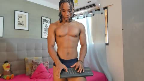Snapshot of axel_silva3 chatting on September 24, 1:31 pm AXEL SILVA online show from September 24, 1:31 pm