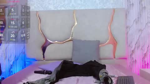 AXEL  online show from February 5, 12:34 pm