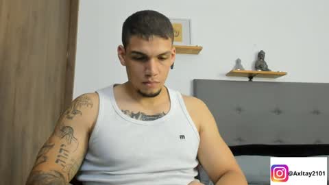 INDEPENDENT MODEL  online show from June 11, 2:53 am