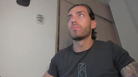 axelblaze_1 online show from March 9, 12:43 pm