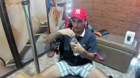 Snapshot of axell_cross2 chatting on January 27, 7:35 pm Axell Cross2 online show from January 27, 7:35 pm