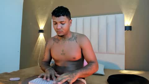 Axell online show from April 25, 12:52 pm