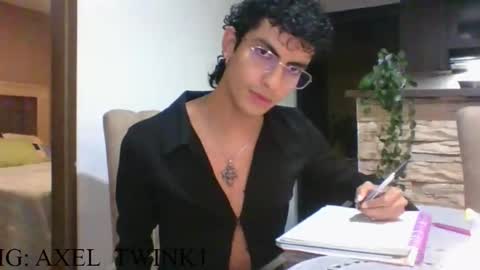 Axel  online show from October 19, 2:16 am