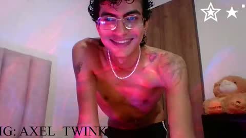 Axel  online show from March 7, 1:14 am