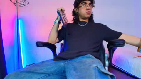 AxellKush online show from March 25, 3:54 am