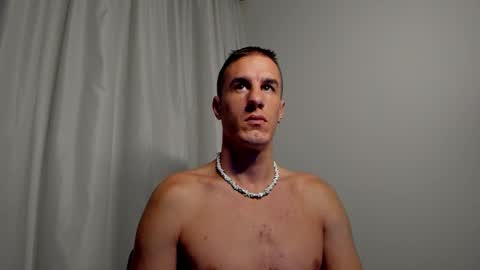 Snapshot of axl_fx chatting on September 18, 11:51 pm Axl online show from September 18, 11:51 pm