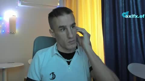 Axl online show from April 21, 2:51 am