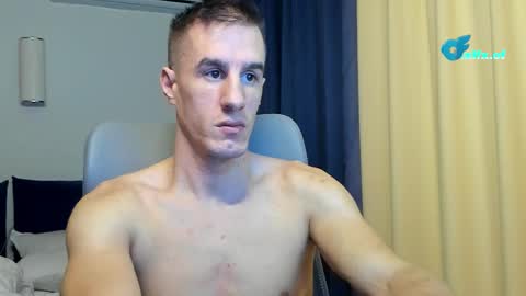 Axl online show from February 8, 4:40 am