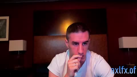 Snapshot of axl_fx chatting on December 19, 7:40 pm Axl online show from December 19, 7:40 pm