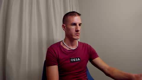 Snapshot of axl_fx chatting on September 17, 11:50 pm Axl online show from September 17, 11:50 pm