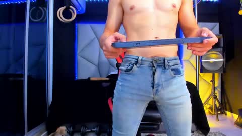 Ayden Miller online show from April 26, 3:37 am