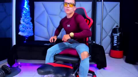 Ayden Miller online show from December 12, 2:26 am