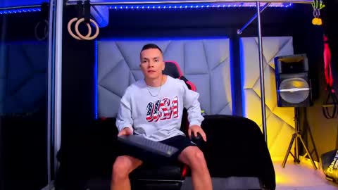 Ayden Miller online show from June 10, 3:52 am
