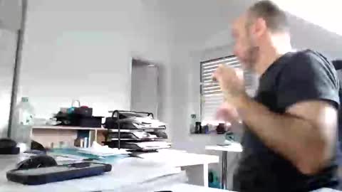 aylinniyerim online show from November 26, 9:23 am