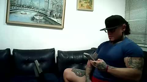 Ayrton naffah2 online show from March 20, 5:11 am