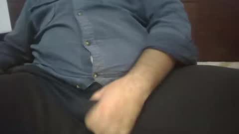 azizou83 online show from December 4, 1:34 am