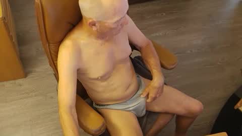 Mike online show from April 26, 9:11 pm