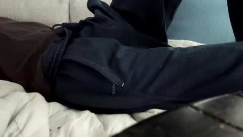 b6662050 online show from February 22, 11:35 am