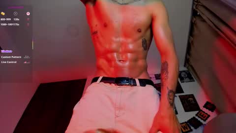Snapshot of baby_gio chatting on October 11, 10:25 pm OF GxoXabs online show from October 11, 10:25 pm