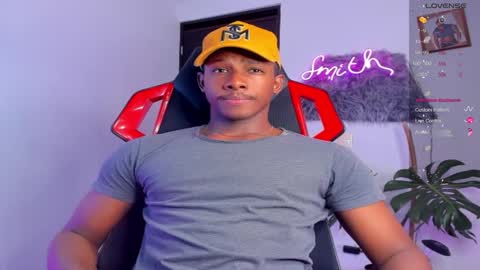 Snapshot of baby_smith chatting on December 8, 12:07 am FOLLOW ME online show from December 8, 12:07 am