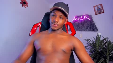 Snapshot of baby_smith chatting on January 8, 1:11 am FOLLOW ME online show from January 8, 1:11 am