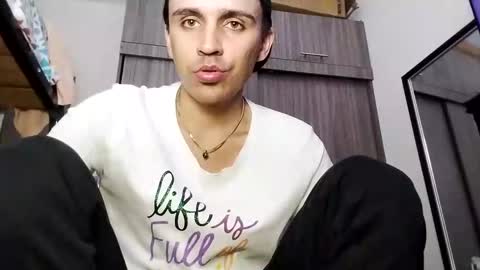 Snapshot of babydarkpink chatting on October 26, 9:39 pm Dani online show from October 26, 9:39 pm