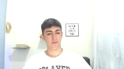 Snapshot of babymaik chatting on December 20, 8:23 pm babymaik online show from December 20, 8:23 pm