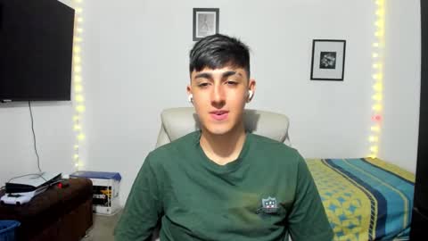 Snapshot of babymaik chatting on September 18, 9:06 pm babymaik online show from September 18, 9:06 pm