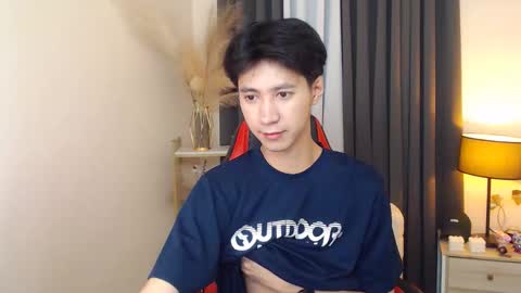 call me james online show from October 19, 7:50 pm