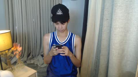 Snapshot of babymasterbater chatting on March 9, 5:00 am call me james online show from March 9, 5:00 am