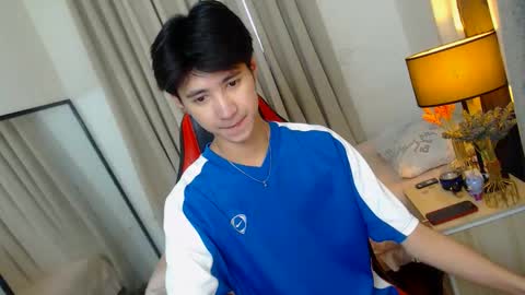 Snapshot of babymasterbater chatting on September 12, 7:19 am call me james online show from September 12, 7:19 am