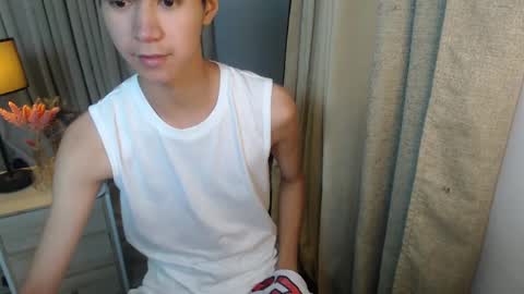 Snapshot of babymasterbater chatting on March 3, 7:28 am call me james online show from March 3, 7:28 am