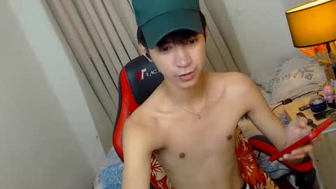 Snapshot of babymasterbater chatting on September 19, 4:35 am call me james online show from September 19, 4:35 am