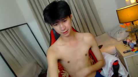 Snapshot of babymasterbater chatting on September 14, 12:29 pm call me james online show from September 14, 12:29 pm