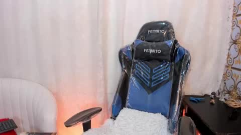 bad_boy_21_ online show from March 10, 2:23 pm