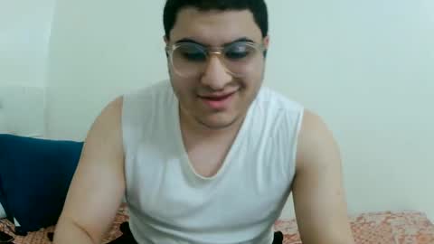 Snapshot of badboixx chatting on February 14, 12:30 am badboixx online show from February 14, 12:30 am