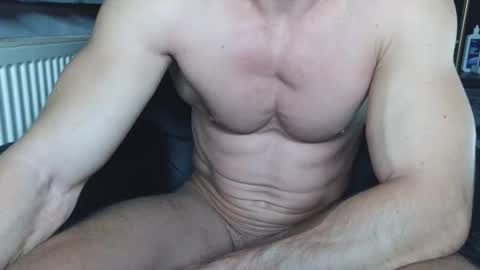 Snapshot of badboy951337 chatting on October 10, 11:08 pm Badboy95 online show from October 10, 11:08 pm