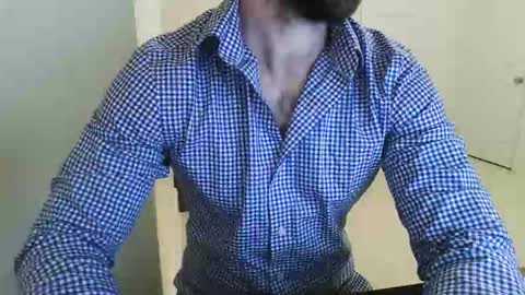 baddboy24777 online show from March 3, 12:51 am