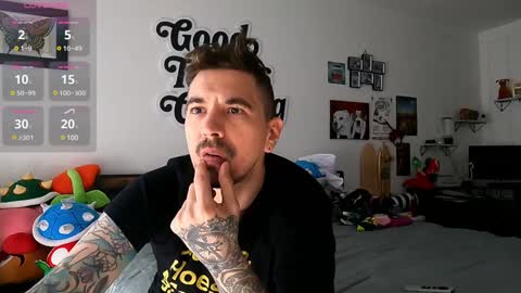 Couple of Bad Rabbits online show from December 15, 8:04 pm